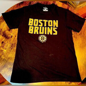 Fanatics | men’s Boston Bruins t-shirt. Size: S